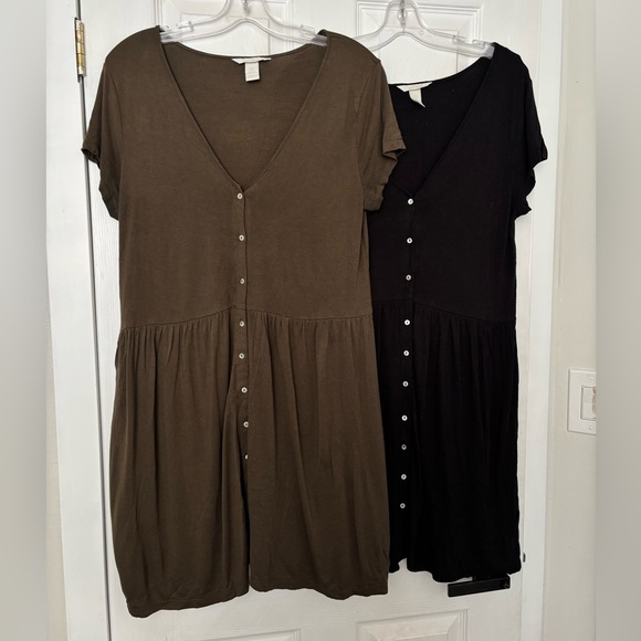 H&M Basics Dress Bundle - Picture 1 of 3